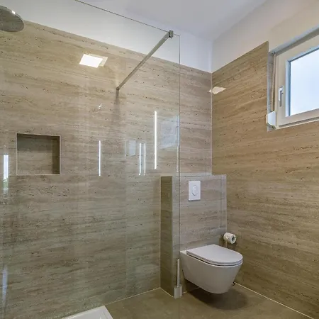 Holiday home In With Outdoor Swimming Pool