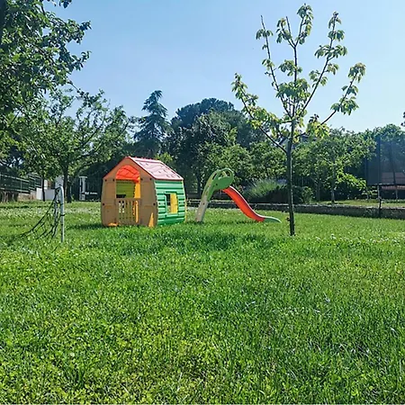 5 Bedroom Awesome In Valbandon